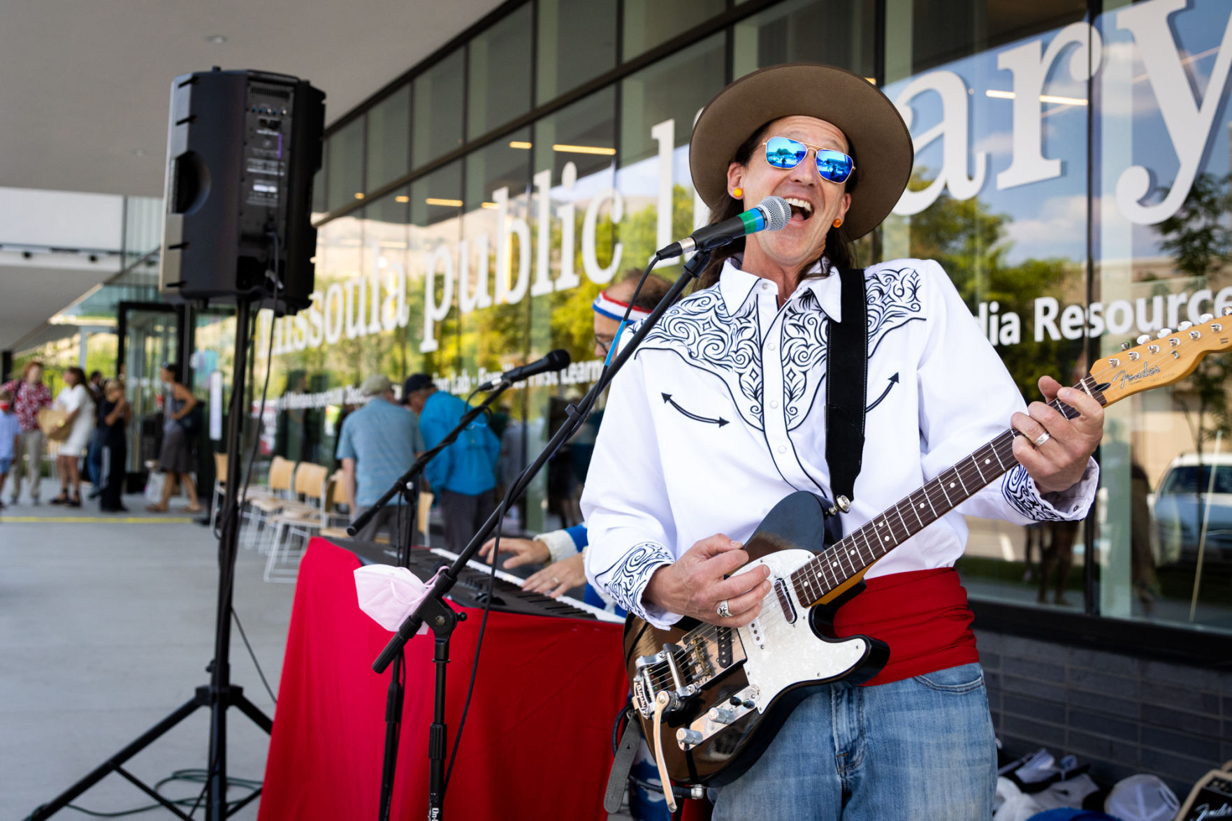 071521-mis-nws-library opening08a.jpg